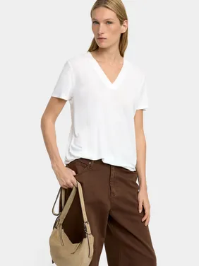 V-Neck Basic T-Shirt 231901 — image 5