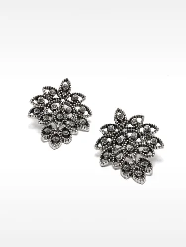 Medium Rhinestone Earrings 137523 — image 1