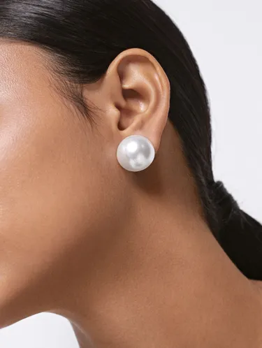 Faux Pearl Short Earrings With Clip Buckle 160068 — image 1