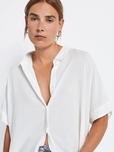 Short-Sleeved Shirt With Buttons 195325 — image 1