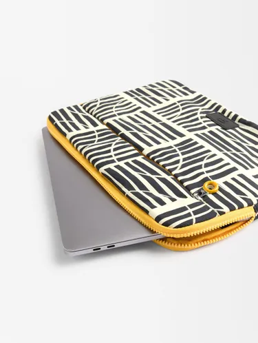 Nylon Cover For 13-Inch Laptop 223219 — image 2