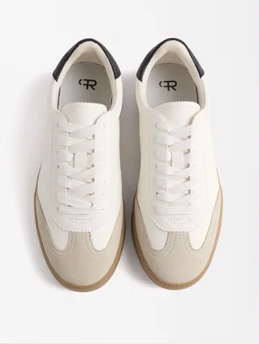 Contrast Sneakers 226450 — image 3