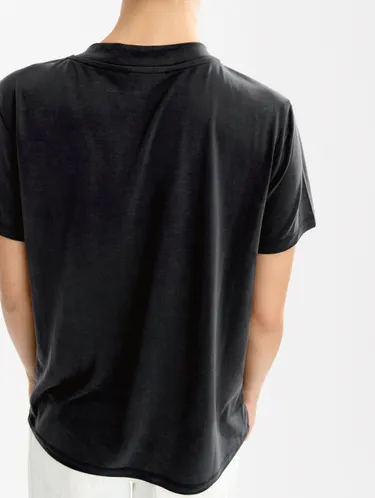 V-Neck Basic T-Shirt 231901 — image 2
