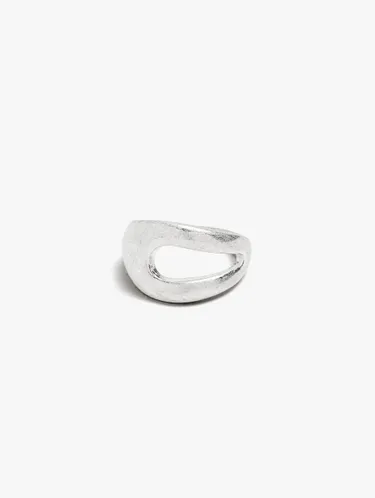 Ring With Elongated Band 247552 — image 1