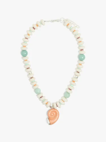 Necklace With Shell Beads With Snail Spiral Pendant 247781 — image 1