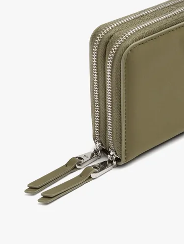 Basic Wallet Soft Texture S 249213 — image 3