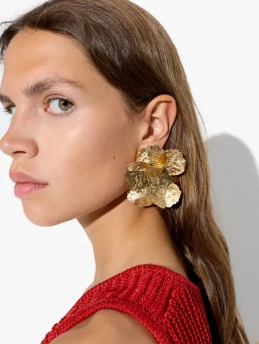 Maxi Flower Earrings With Embossed Detail 249920 — image 3