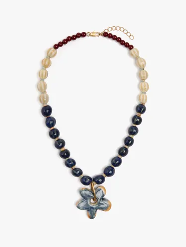 Necklace With Ceramic Beads With Flower Pendant 250402 — image 1