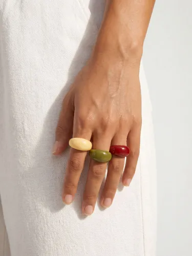 Set Of Rounded Resin Rings 250837 — image 3