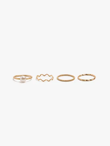 Set Of Pearl Rings 251107 — image 3