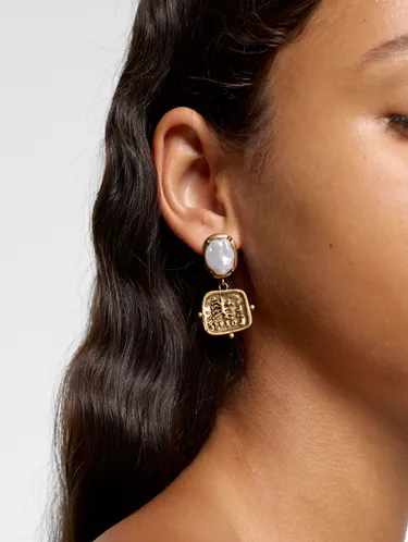 Pearl Earrings With Embossed Plate 251180 — image 3