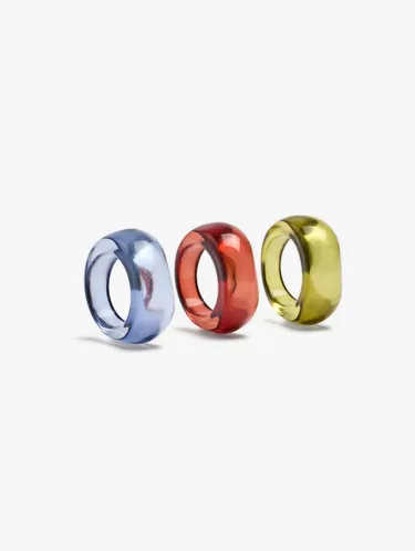 Set Of Multicolor Resin Rings 251715 — image 2