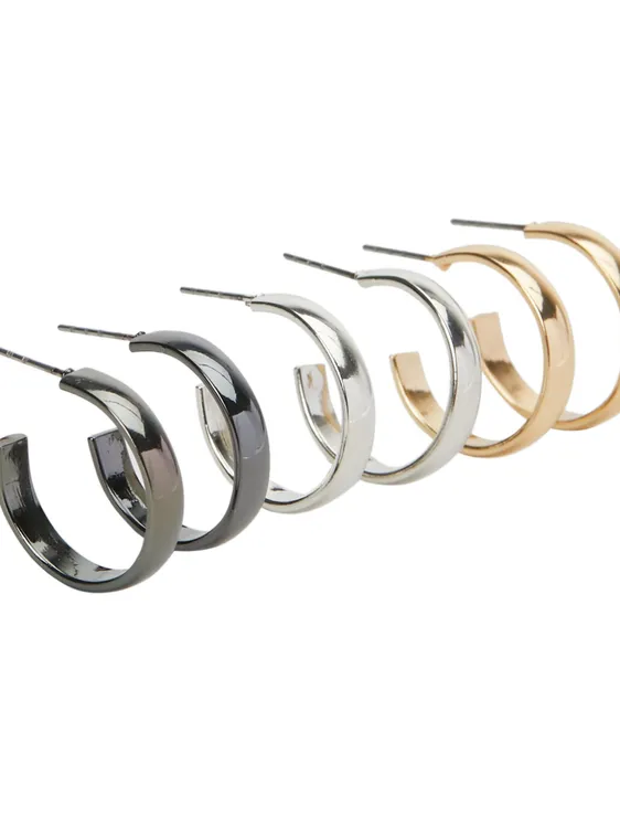 Set Of Basic Small Hoop Earrings 159731 — image 2