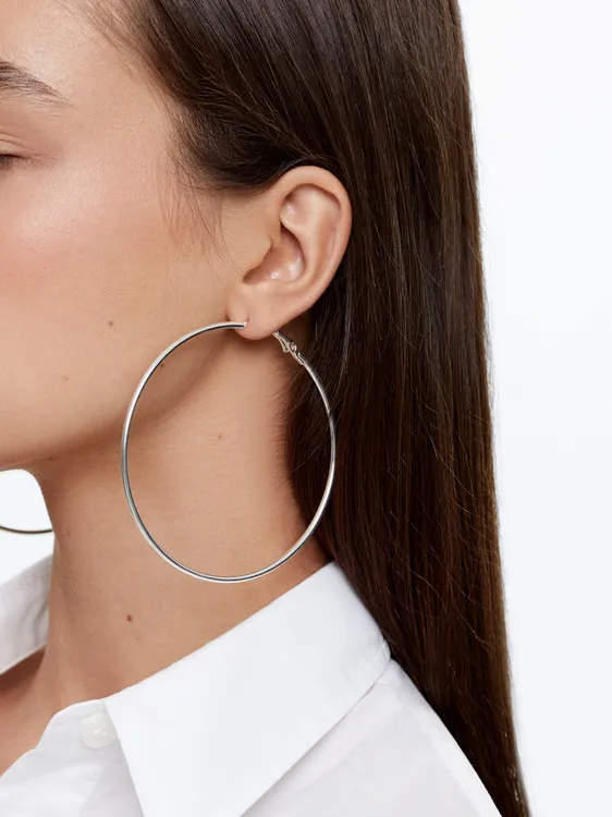 Basic Large Hoop Earrings 160121 — image 1