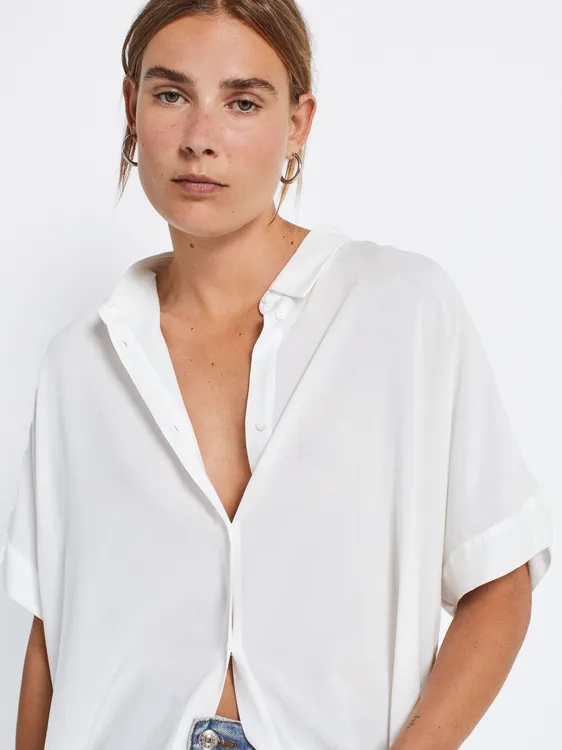Short-Sleeved Shirt With Buttons 195325 — image 1