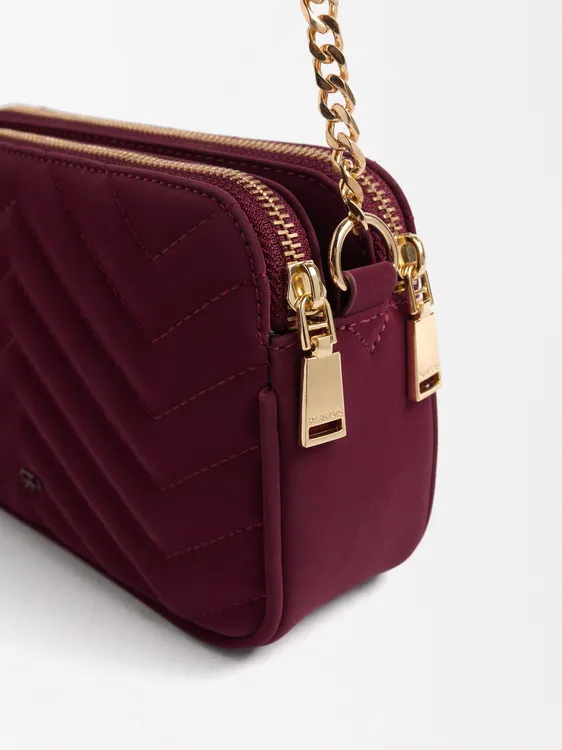 Padded Bag With Chain 222917 — image 1