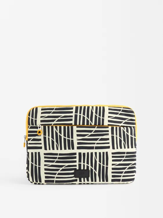 Nylon Cover For 13-Inch Laptop 223219 — image 3
