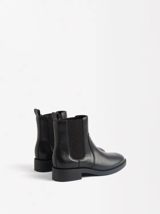 Chelsea Ankle Boots 223645 — image 2