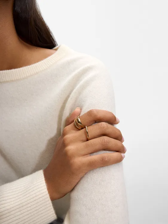 Set Of Irregular Rings 228971 — image 1