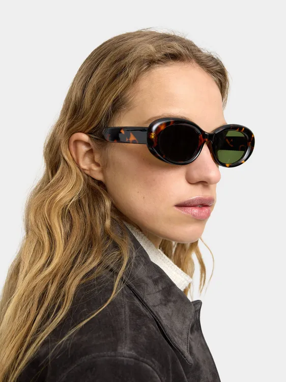 Oval Sunglasses 241158 — image 1