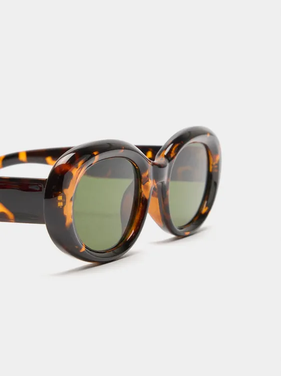 Oval Sunglasses 241158 — image 4