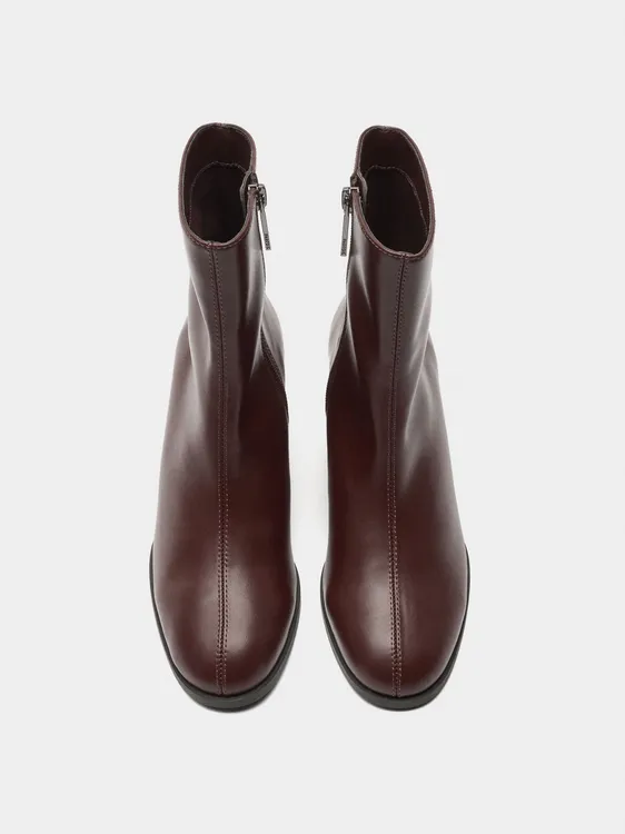 Ankle Boots With Block Heel And Topstitching 241438 — image 3