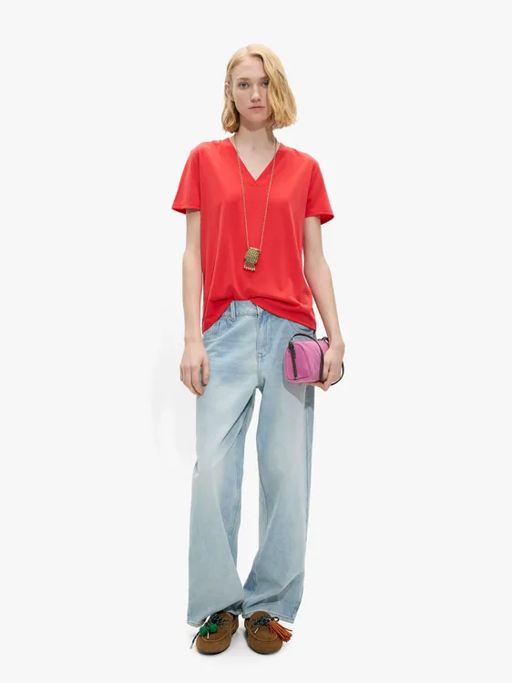Basic T-Shirt With V-Neck 244286 — image 1