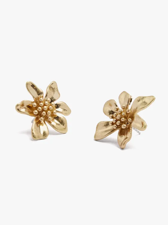 Short Flower Earrings With Embossed Detail 246490 — image 2