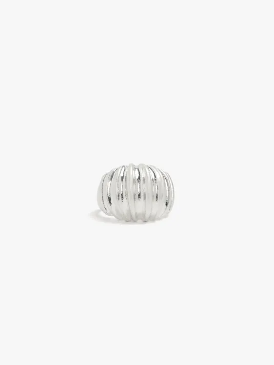 Ring With Scratched Effect 247677 — image 1
