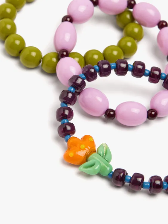 Set Of Elastic Bracelets With Flower Detail 250601 — image 2