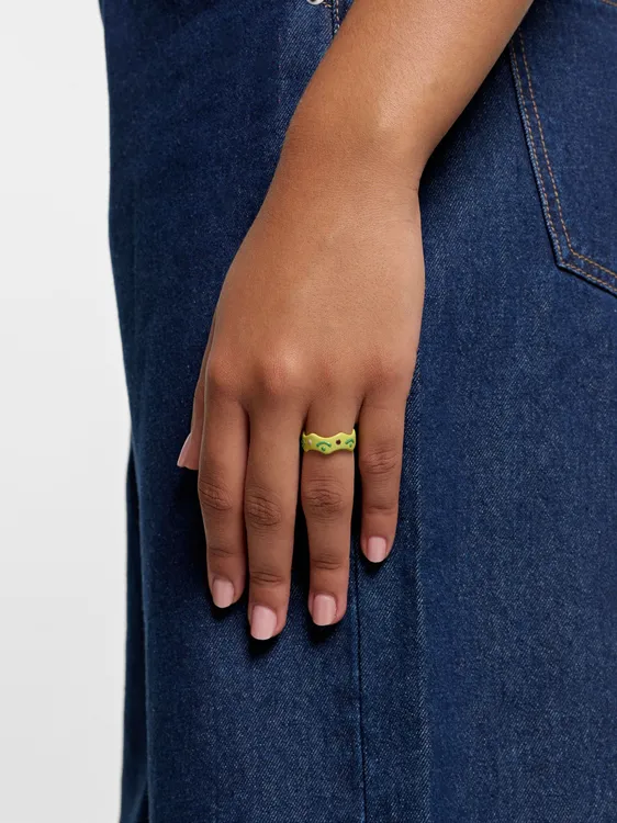 Wavy Enamel Ring 250610 — image 3