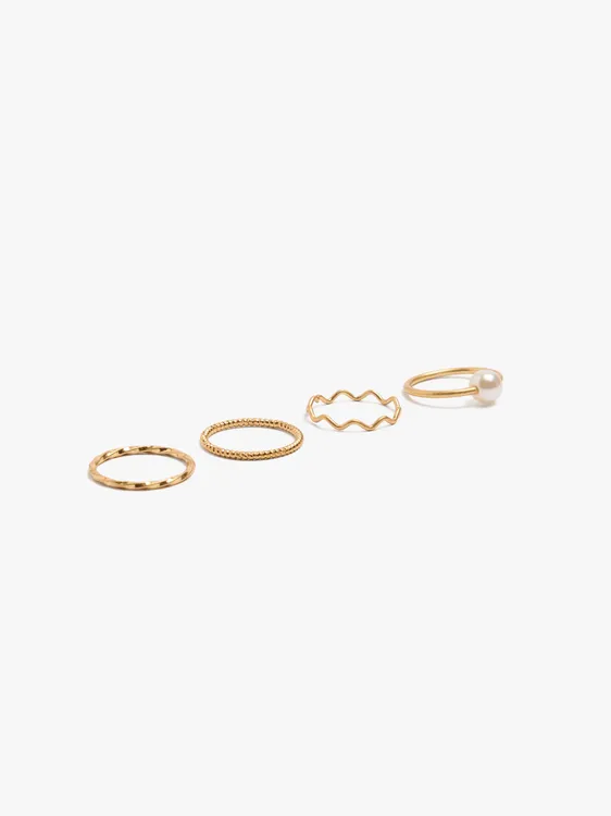 Set Of Pearl Rings 251107 — image 2